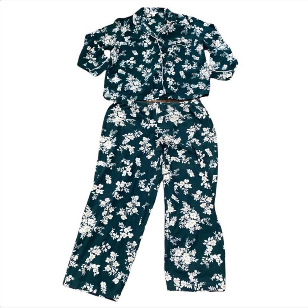 Black Floral 2-piece PJs